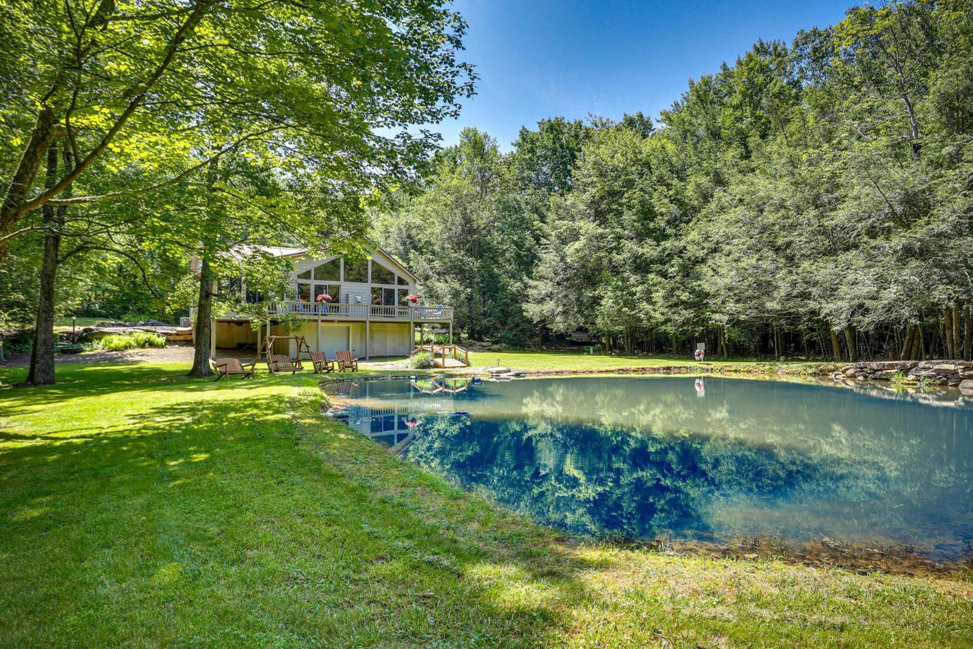 Pennsylvania Hideaway Fire Pit And Deck! Belleville